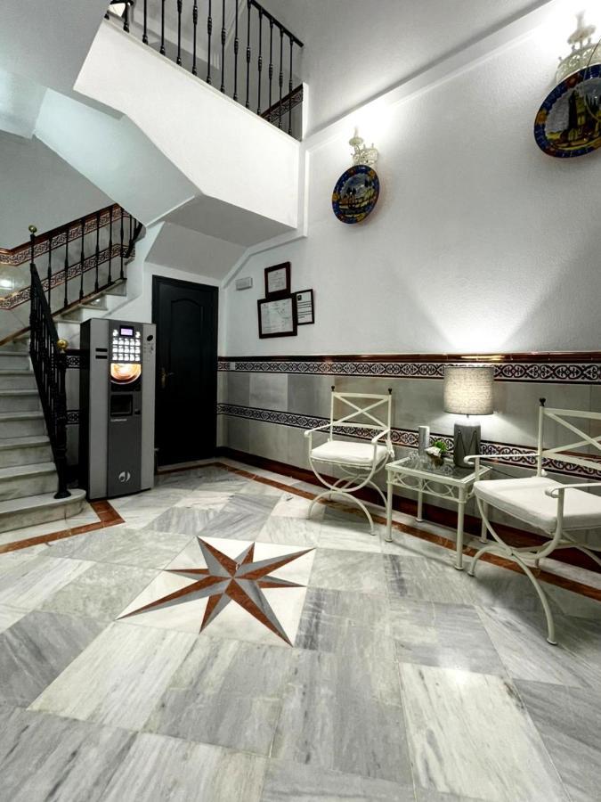 Hostal Paco'S Seville Ngoại thất bức ảnh