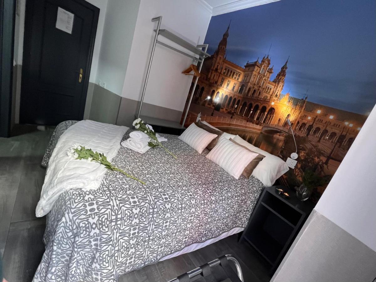 Hostal Paco'S Seville Ngoại thất bức ảnh