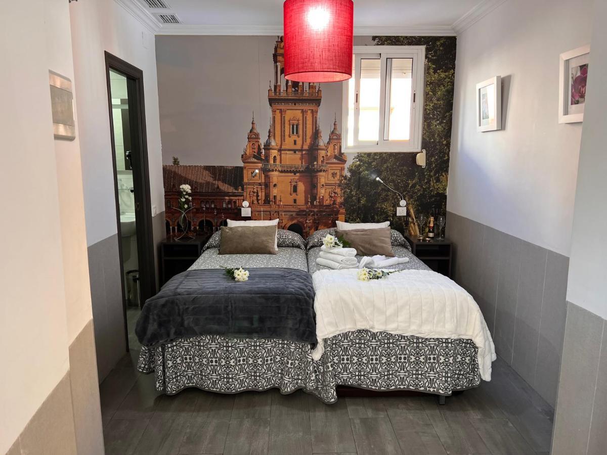 Hostal Paco'S Seville Ngoại thất bức ảnh